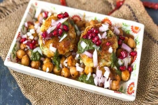 8. Delhi- 6 ke Aloo Tikka (2 pcs)