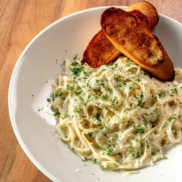 FETTUCCINE ALFREDO