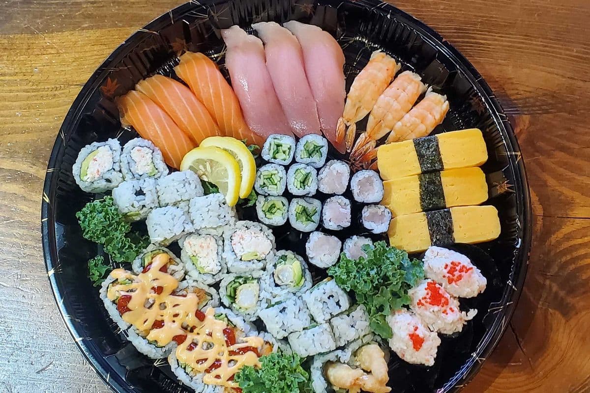 Party Sushi Roll Tray