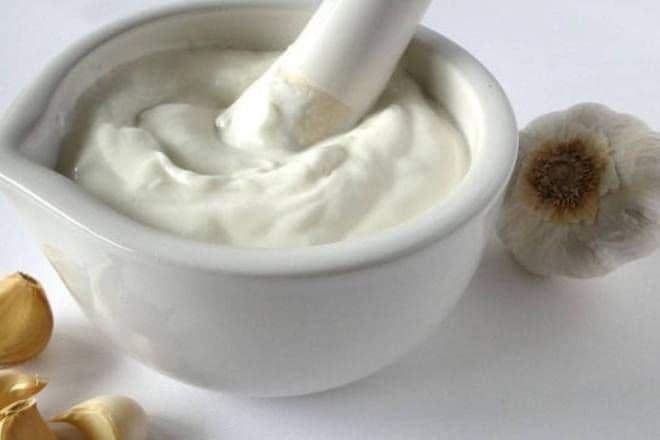 Entrée Sauce à l'ail / Garlic Sauce
