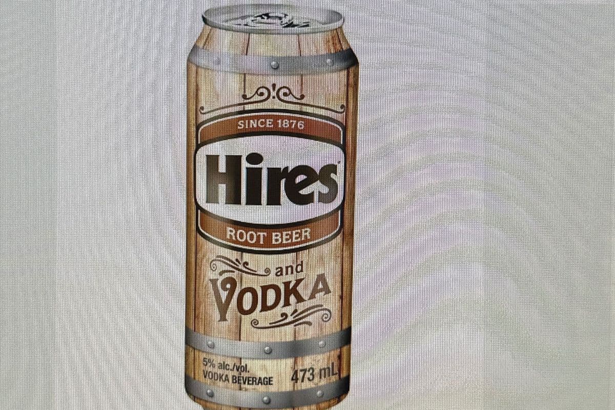 Hires Root Beer and Vodka (1 x 473 ml)