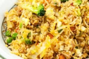 38. 새우/치킨볶음밥虾仁/鸡肉炒饭 Shrimp/Chicken Fried Rice