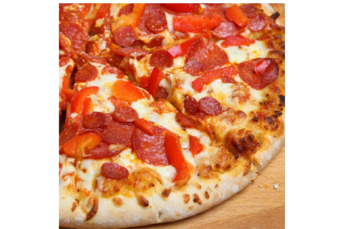 Italian Classic Pizza (8 Slices)
