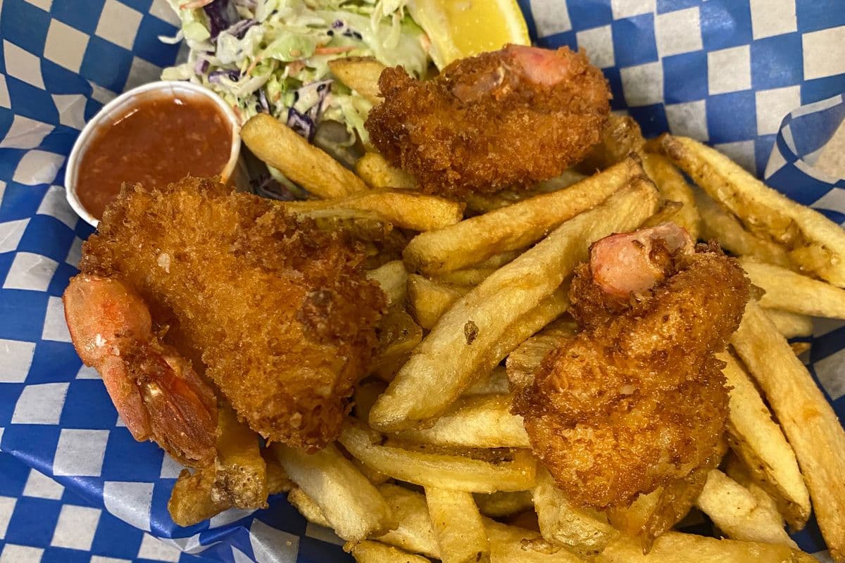 Three Pieces Prawn Meal and Fries