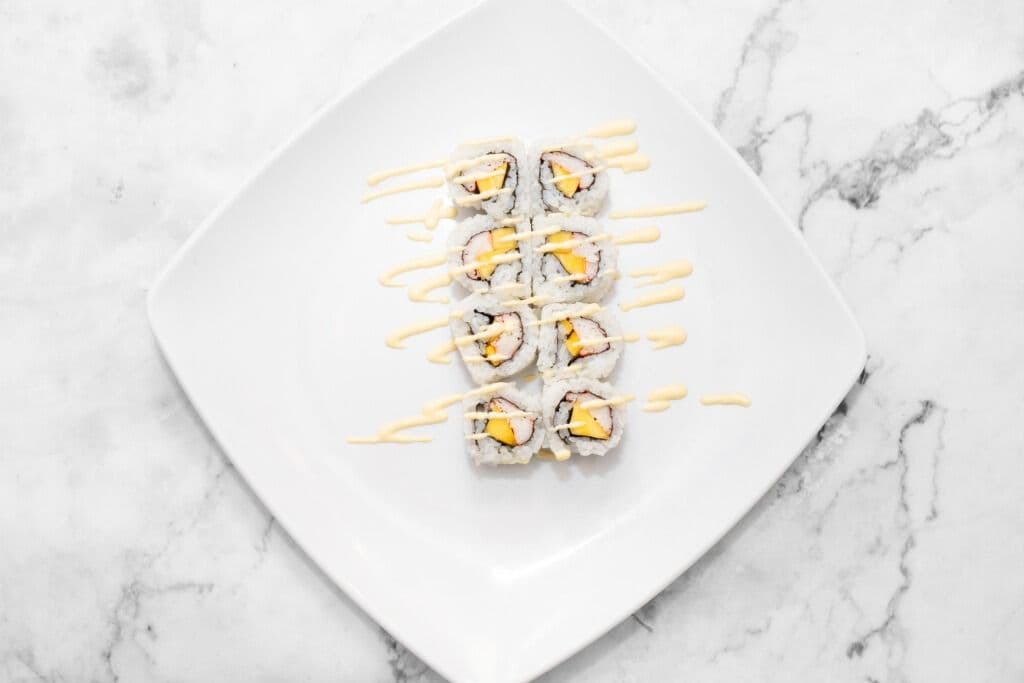 Mango Crab Roll (8 pcs)