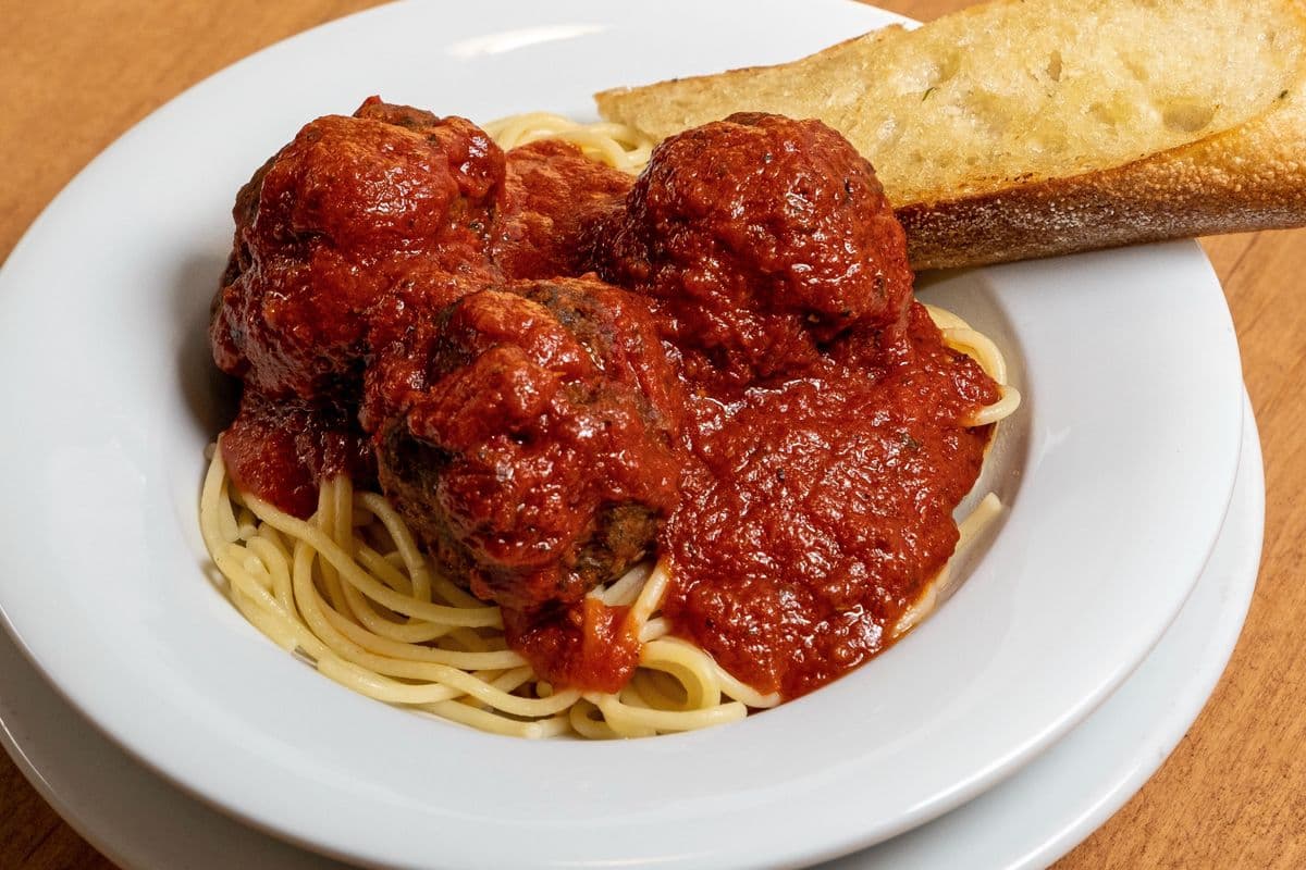 Homemade Meatballs and Pasta (entree)