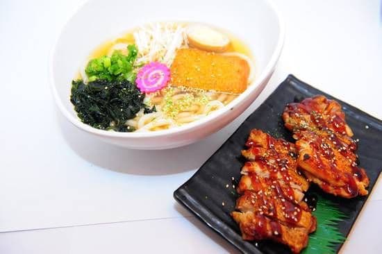 M4. Teriyaki Chicken Udon  / M4. 烧鸡扒汤乌冬