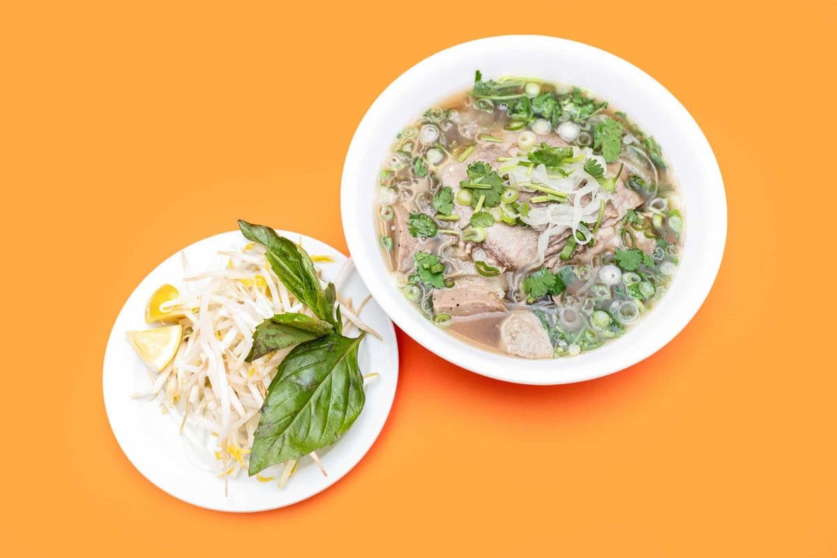 Deluxe Pho (Pho Dac Biet)