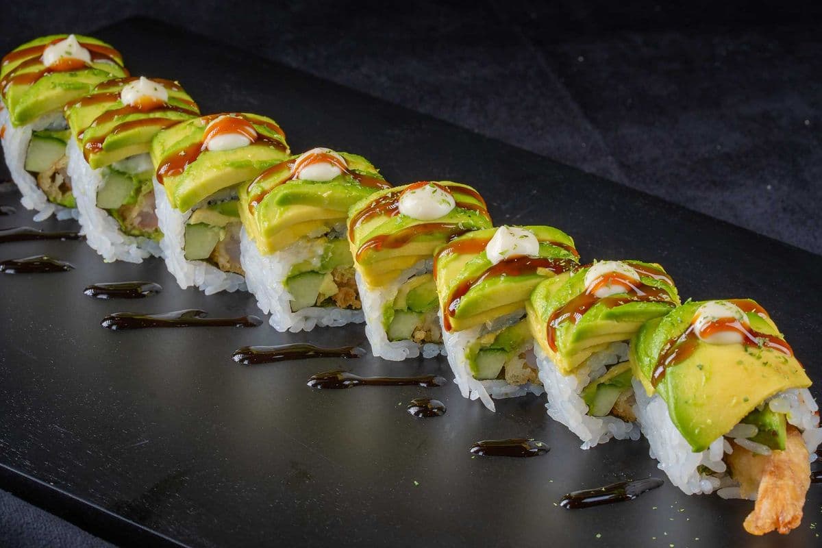 10. Green Tiger Roll - 8 pc