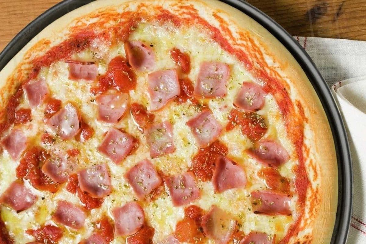 15" Ham Pizza