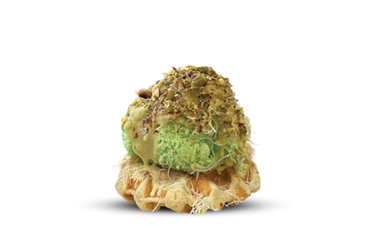 Kunefe Pistachio Waffle
