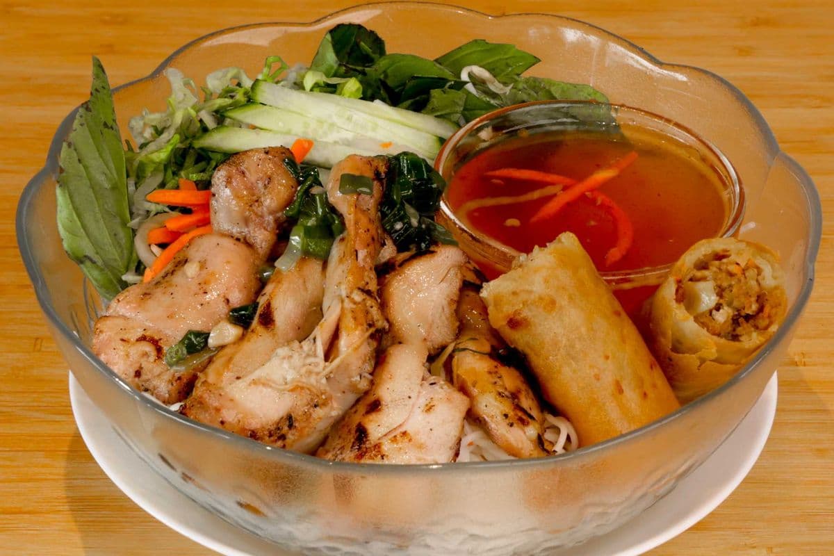 702. Vermicelli with Grilled Chicken and Spring Roll - Bun Ga Nuong, Cha Gio