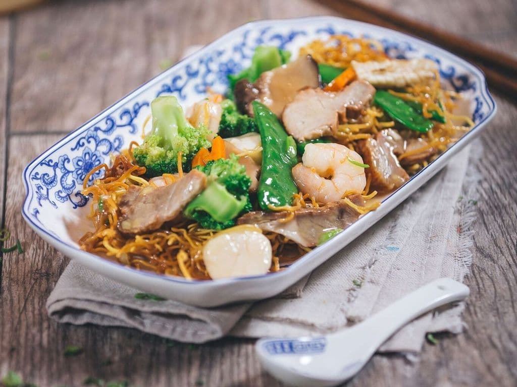 Cantonese Crispy Noodle/D111