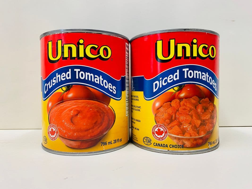 Unico Tomatoes (796 gm)