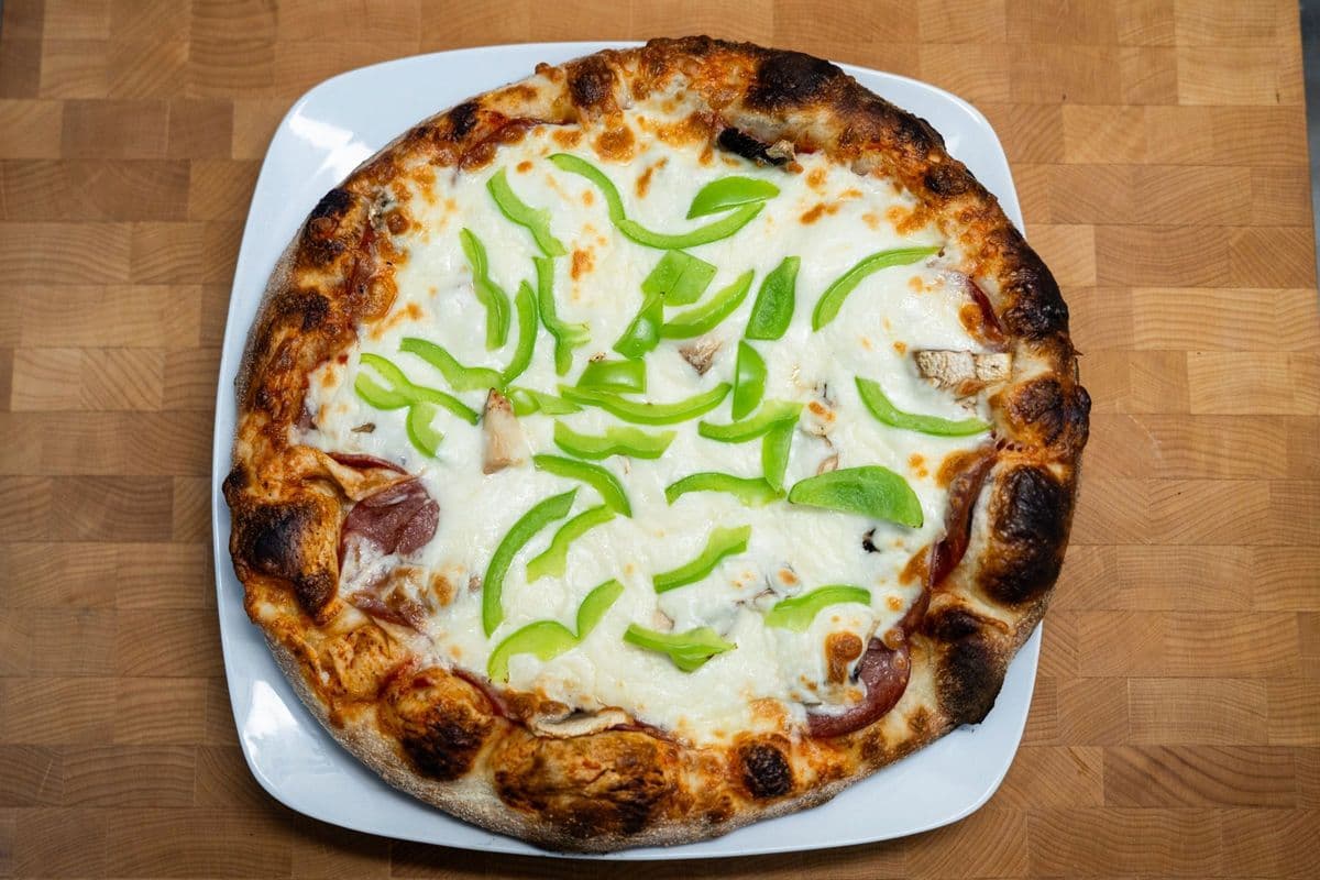 Pizza Toute Garnie (All Dressed Pizza)
