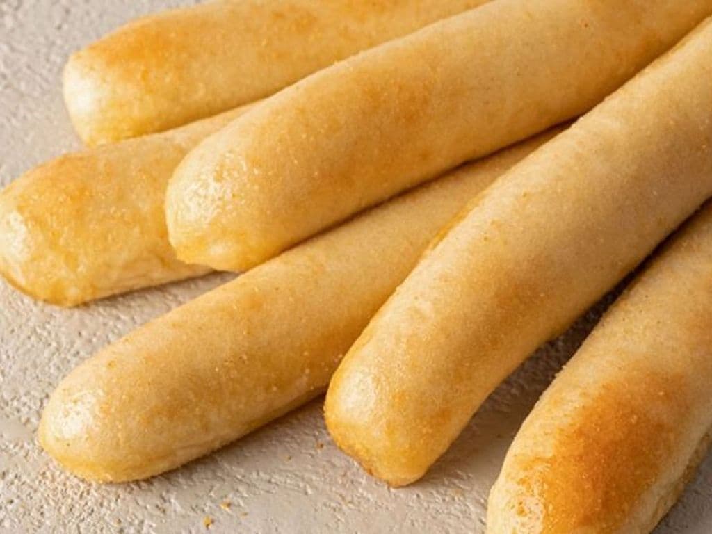 6 Breadsticks
