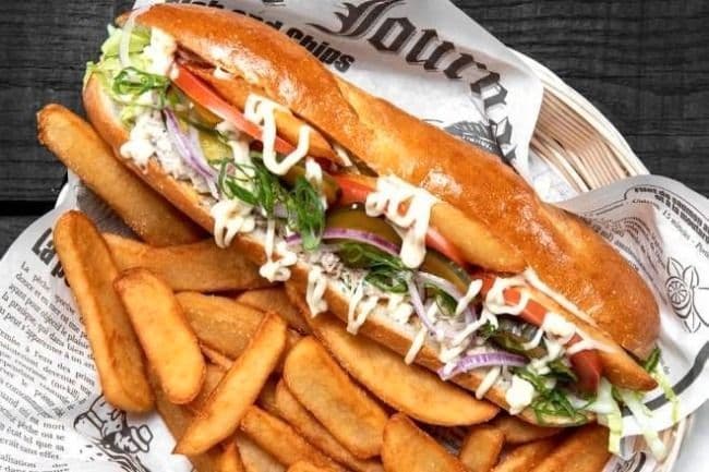 Po'boy au thon / Tuna Po'boy (Frites / Fries)