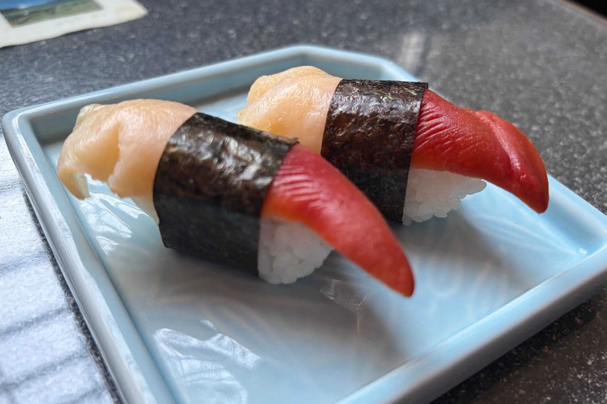 Surf Clam (Hokkigai) Nigiri