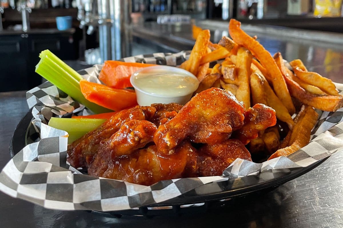 Wings (1 lb)