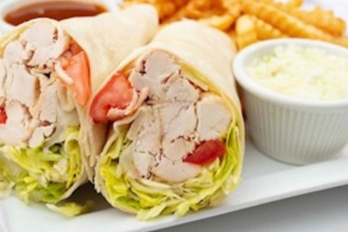 Wrap avec filet de poulet pané / Wrap with Breaded Chicken Breast