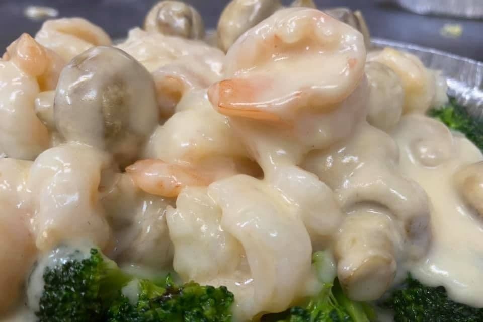 29. Prawns in Garlic Sauce