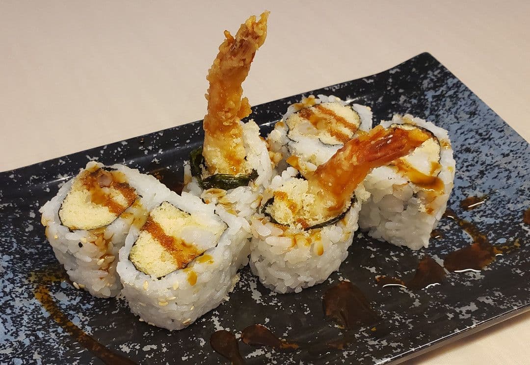 (UB) Spicy Crunchy Shrimp Roll (8)
