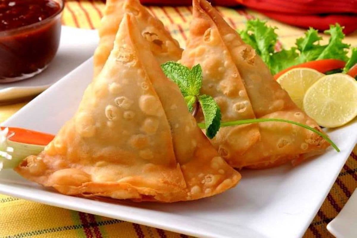 Palak Paneer Samosa (Pack of 5)*NEW*