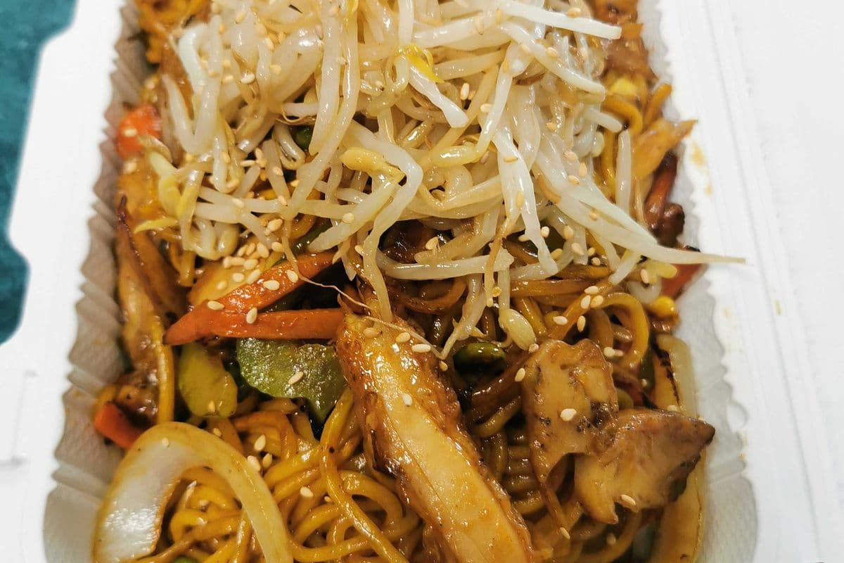 Chicken Yakisoba