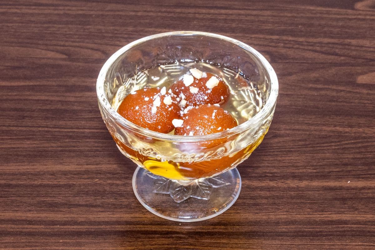 Gulab Jamun (3 pcs)
