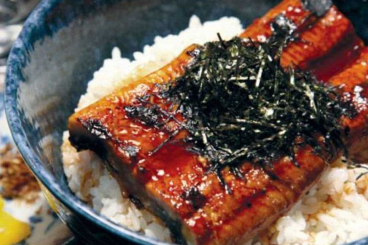 Unagi Don and Classic Brown Sugar Milk Tea Combo 鳗鱼饭加经典黑糖珍珠奶茶套餐