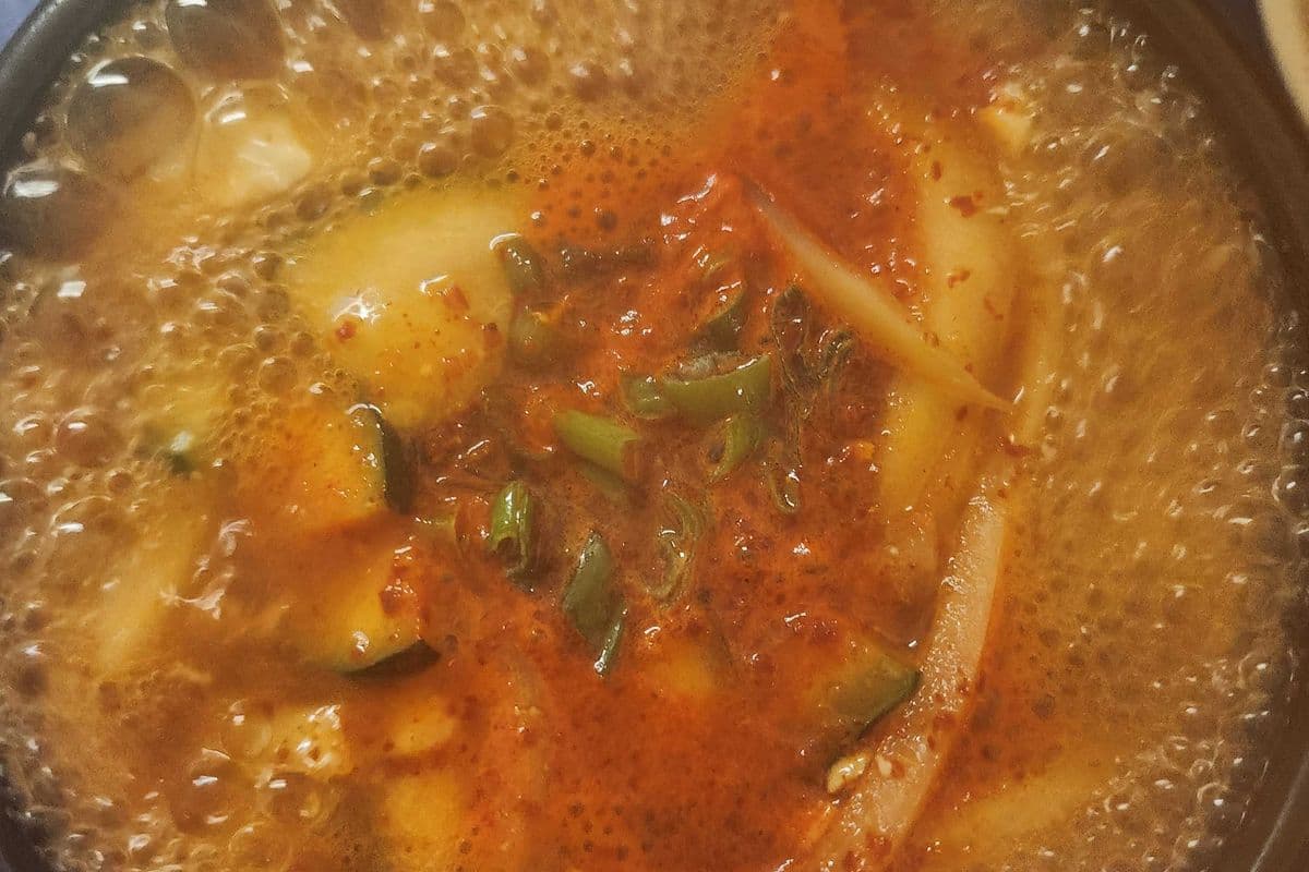 Pork tofu soup돼지고기순두부