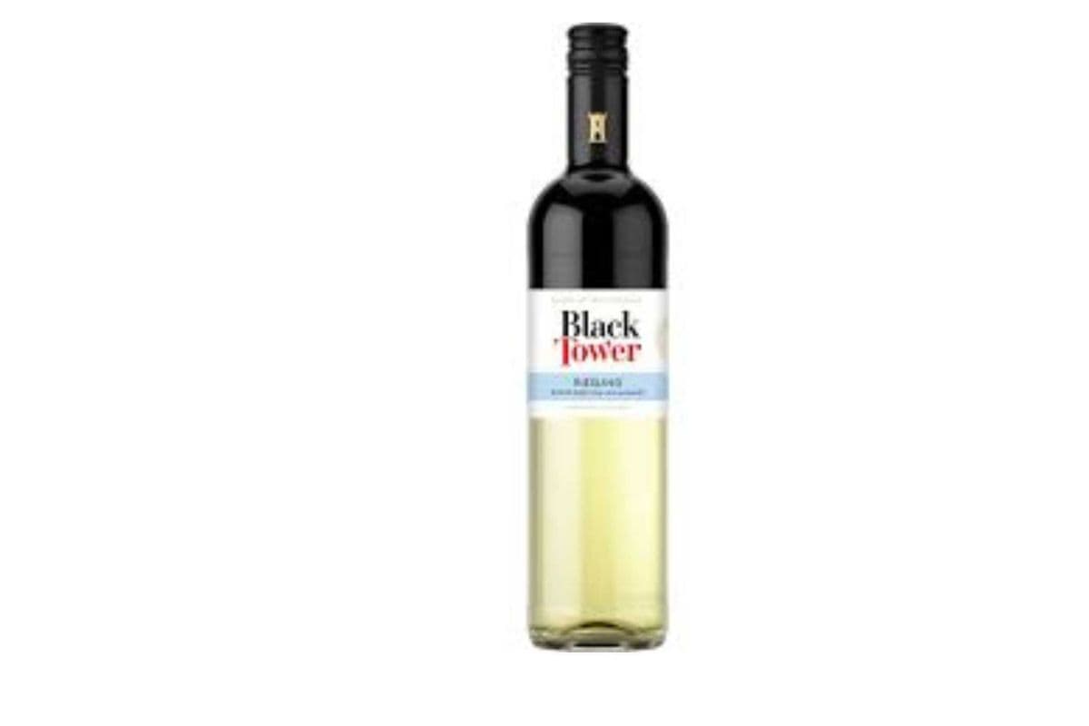 Black Tower Riesling (Germany) (1 x 750 ml)