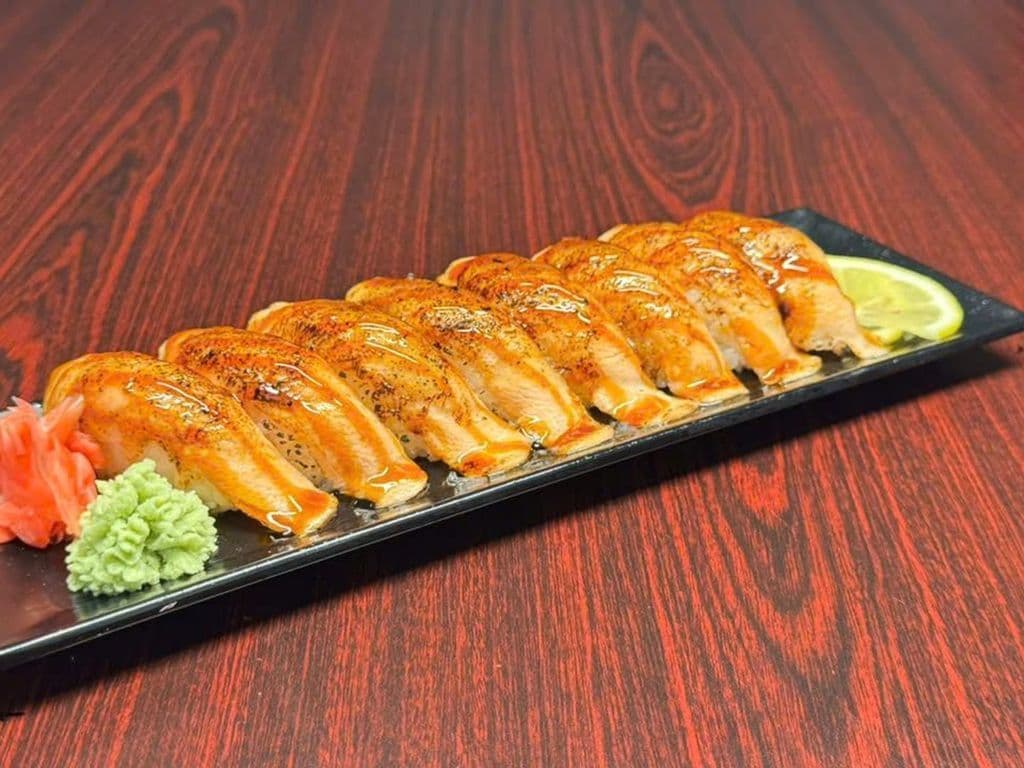 Torched Salmon(8pcs)