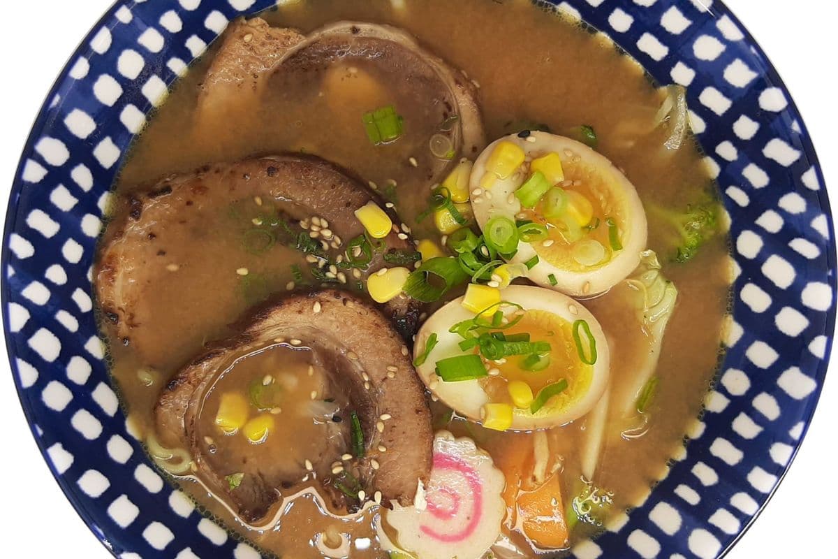 JR6. Miso Ramen