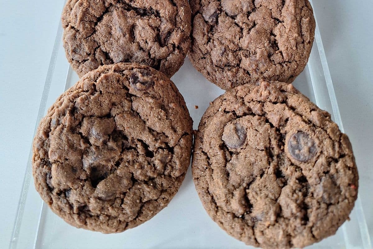 Decadent Chocolate Cookies (12 Pcs)
