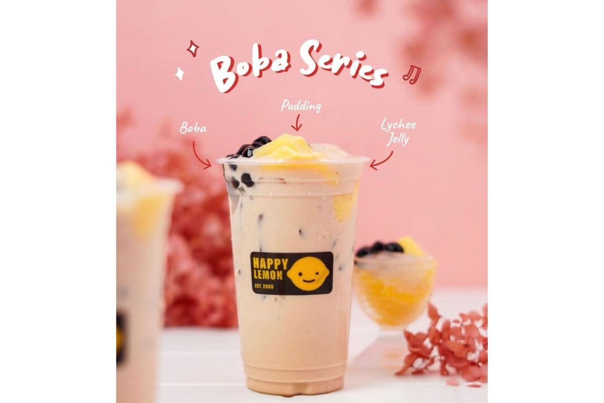 Milk Tea with Pudding, Lychee Jelly, and Boba (Large)