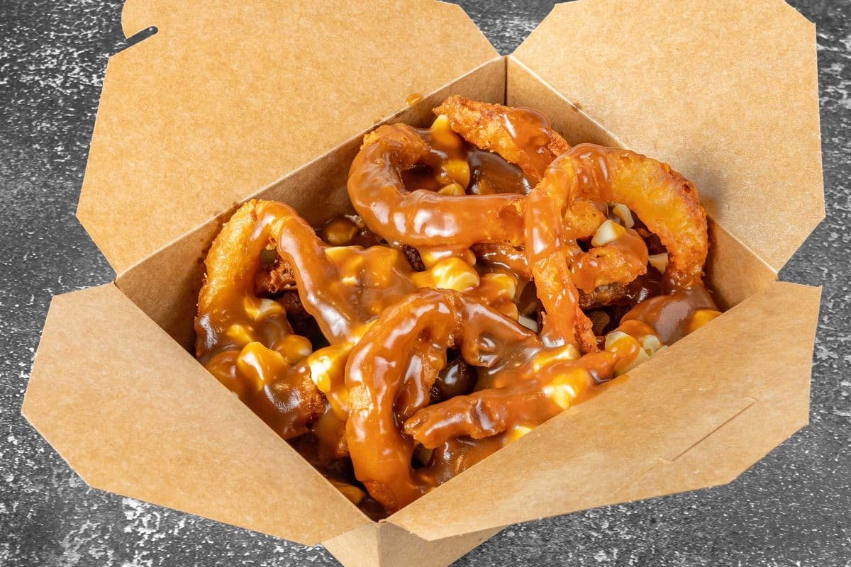 Onion Ring Poutine