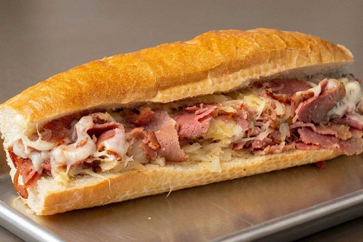 Reuben (780 cal)
