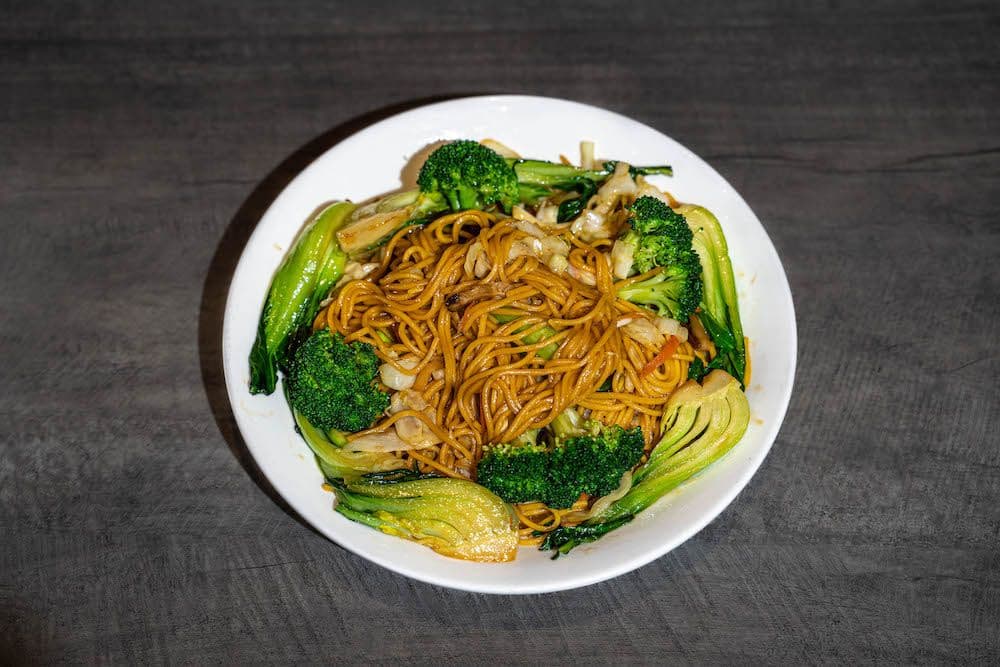 Vegetarian Stir-Fried Egg Noodle / 素食炒油麵