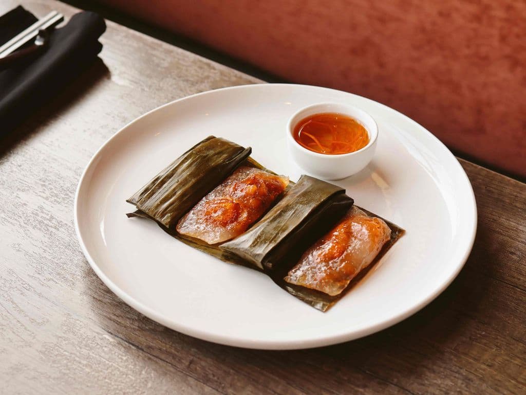 K21 - Tapioca Dumplings in Banana Leaves (Bánh Bột Lọc)