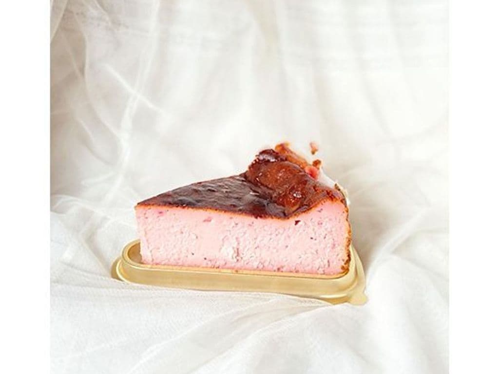 Mardy's Basque cheesecake strawberries (slice)