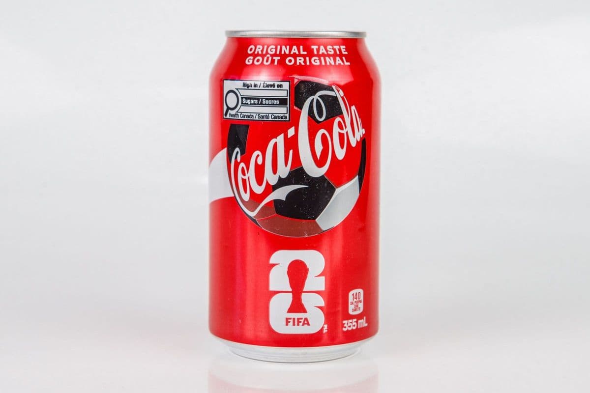 Coca-Cola Classic Soda (355 ml)