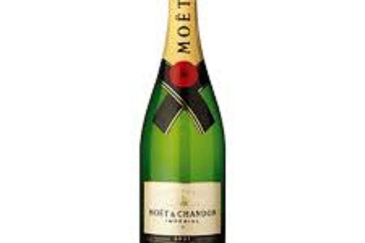 Moet & Chandon (750 ml) (1 x 750ML)