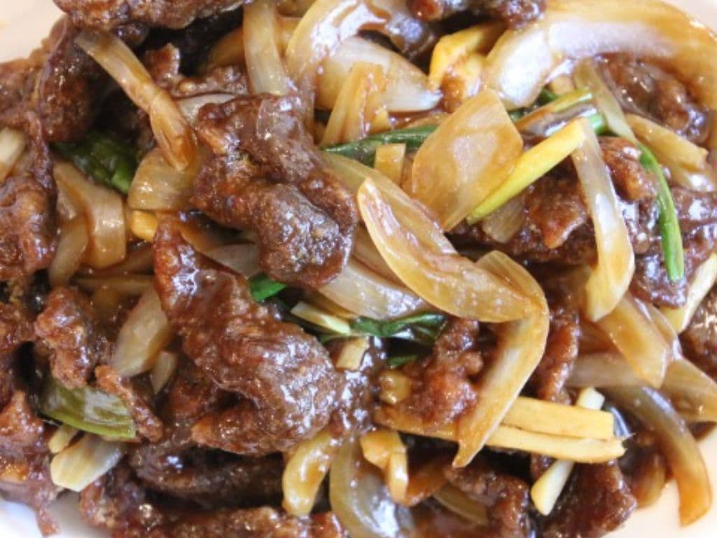 Deep Fried Beef w.Ginger & Green Onion