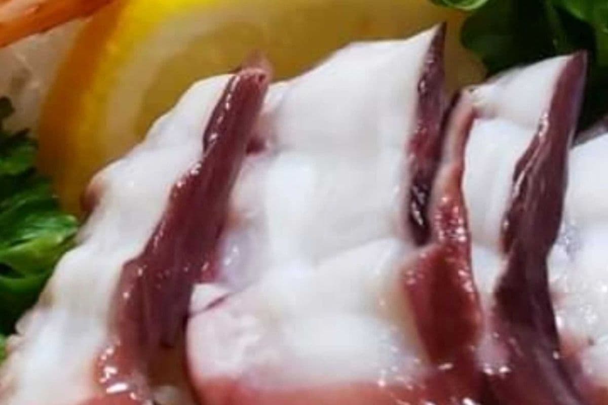 Tako Sashimi (3 pcs)