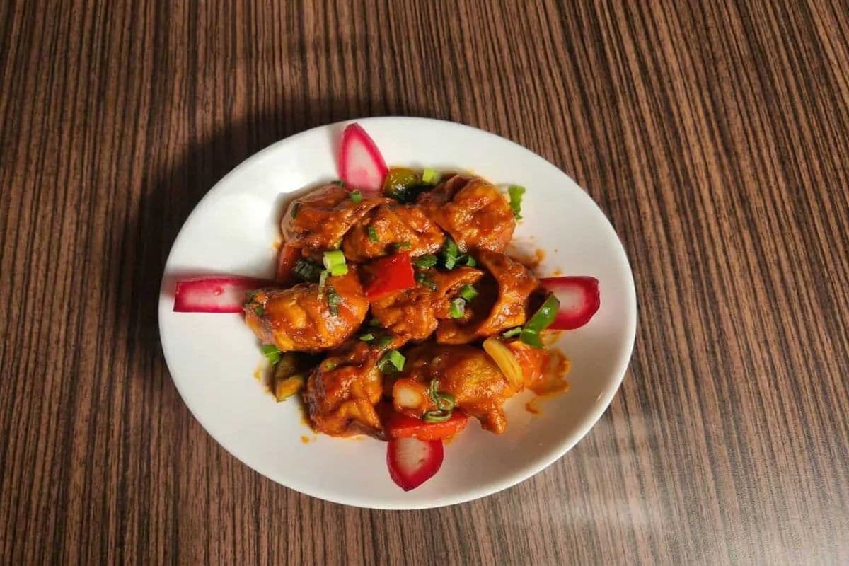 Vegetable Chilli Momo (8 Pcs)