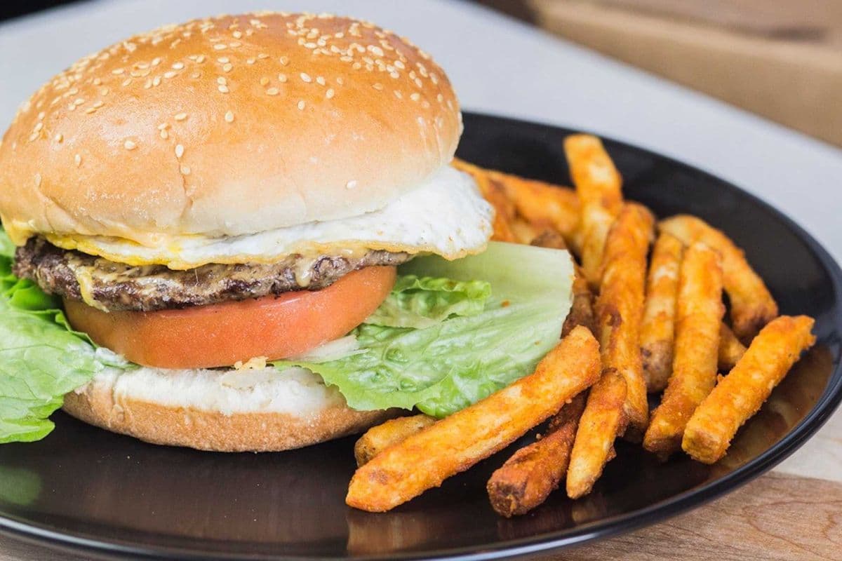 Mushkaki Beef Burger
