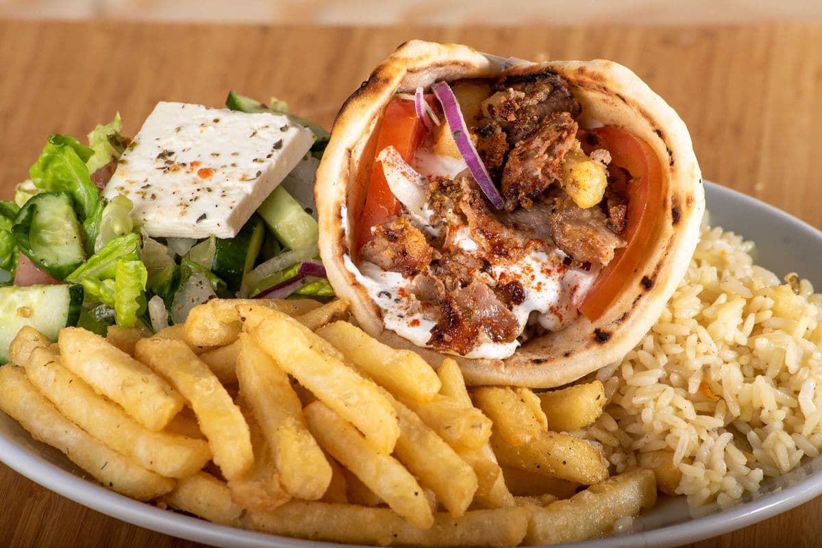 BEEF&LAMB GYRO PITA PLATE