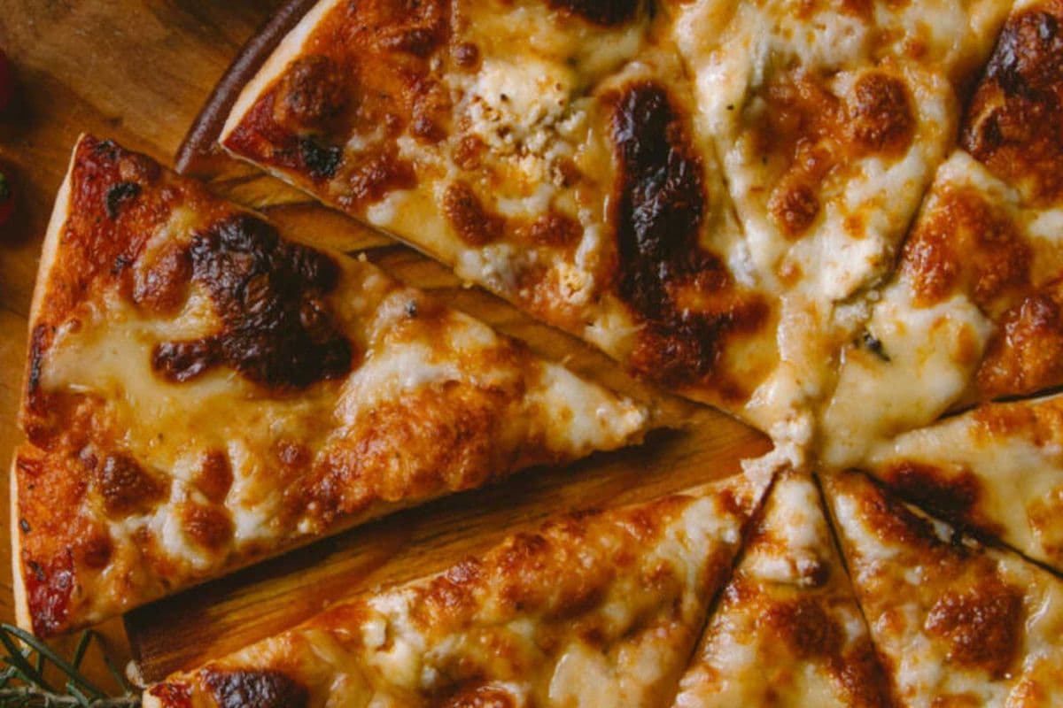 10" SMALL DELI PIZZA