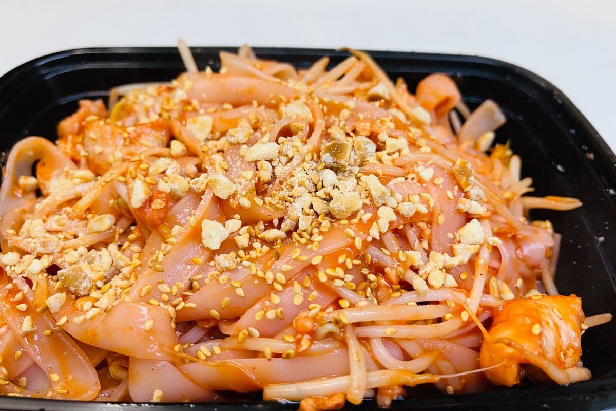 95B. Padthai Chicken